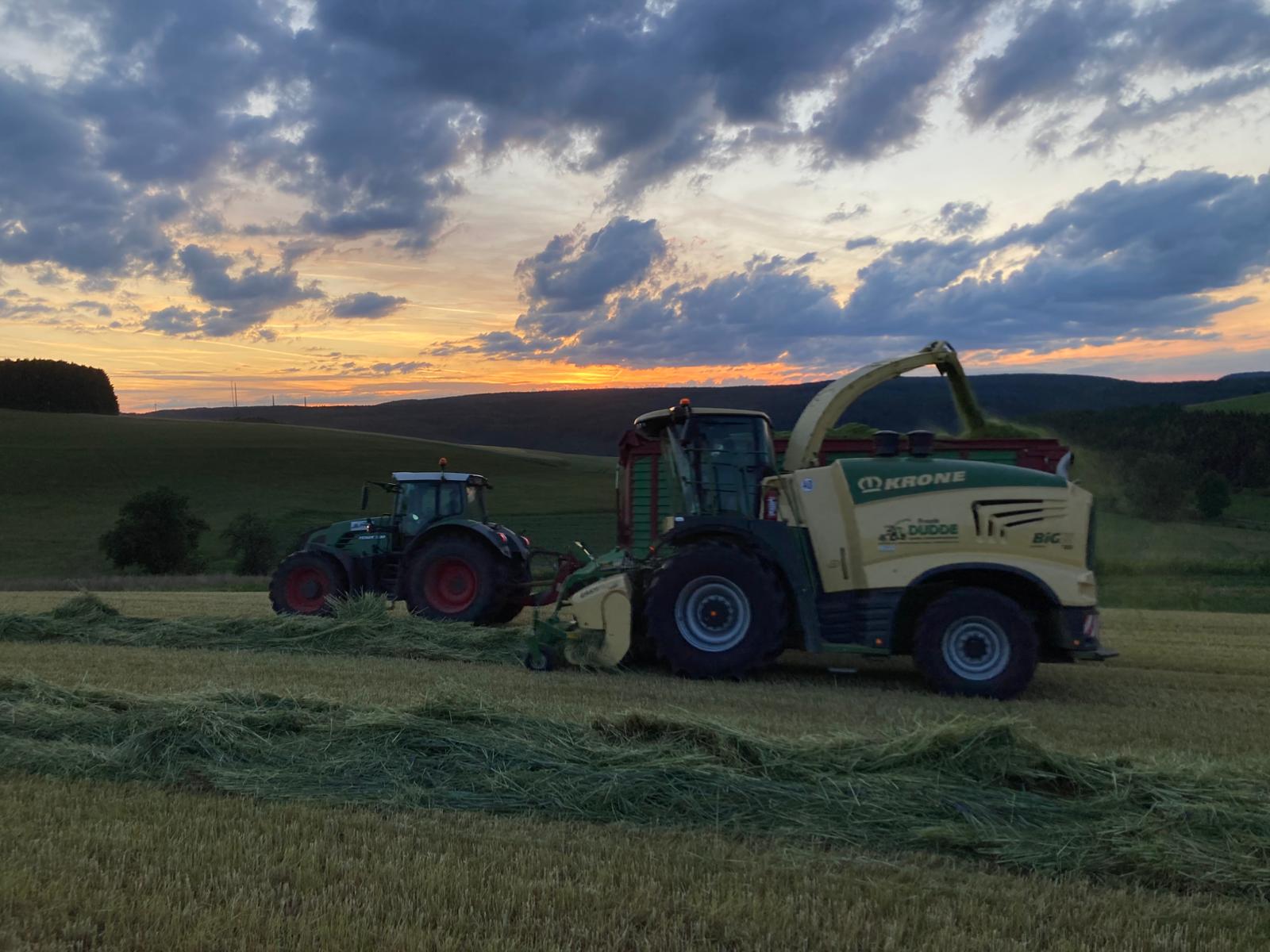 Ladewagen am Häckseln